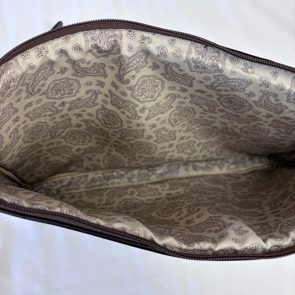 Simply Noelle Brown Messenger Bag with Adjustable Strap. Like New.